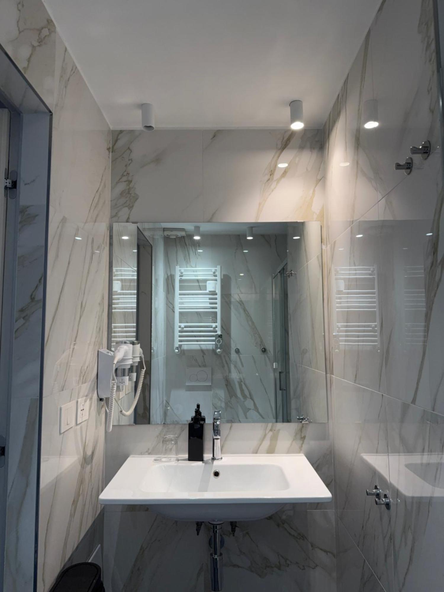 Room Roma Nazionale Exterior photo