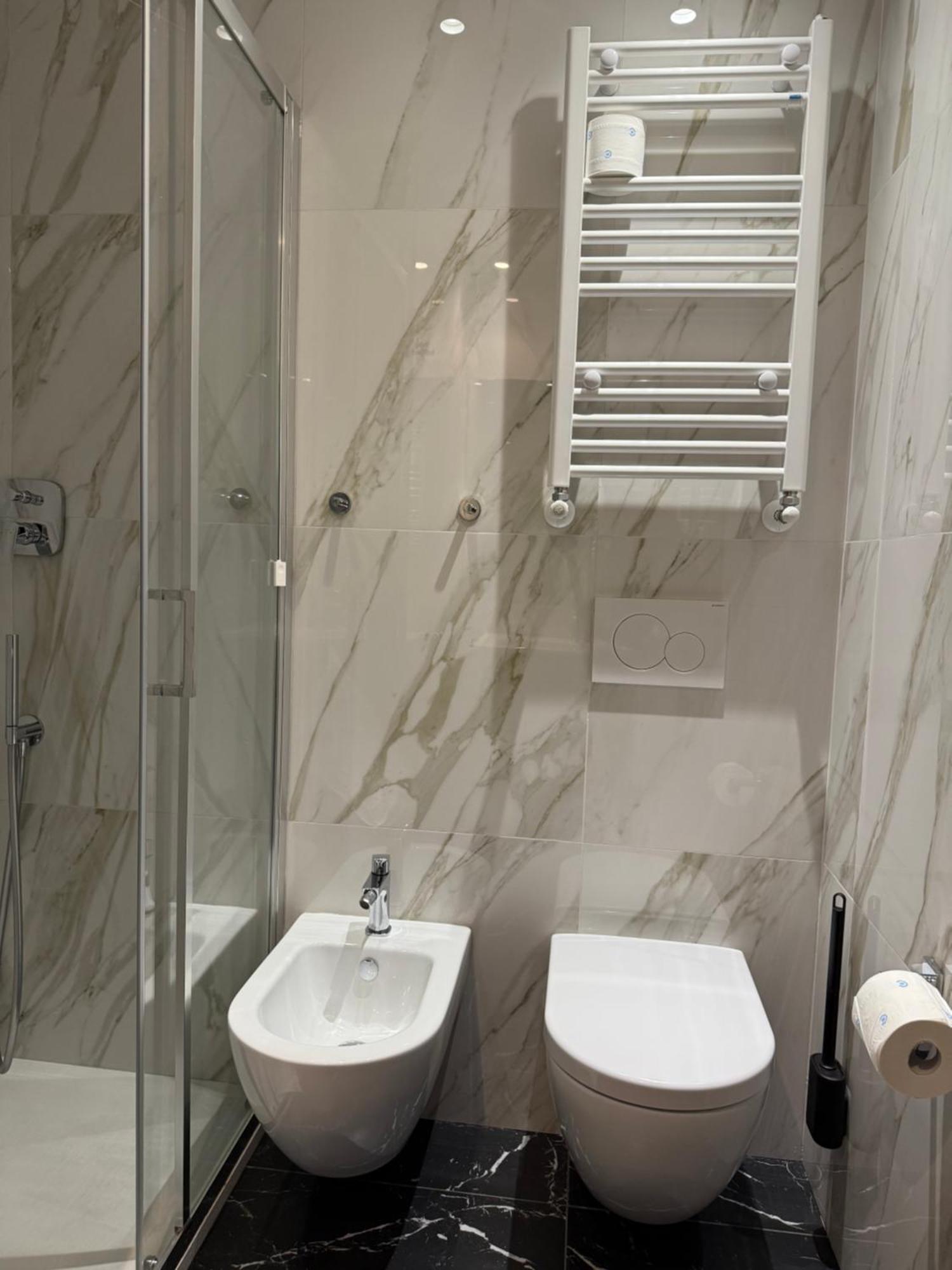 Room Roma Nazionale Exterior photo